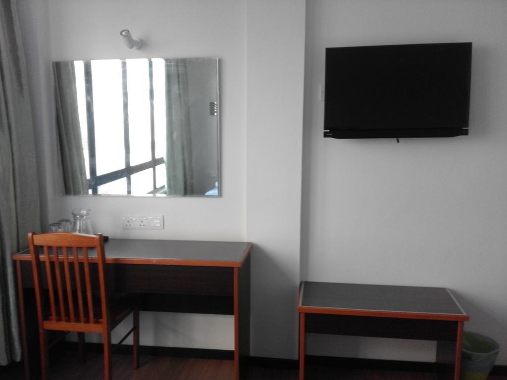 101 Hotel ميري الغرفة الصورة